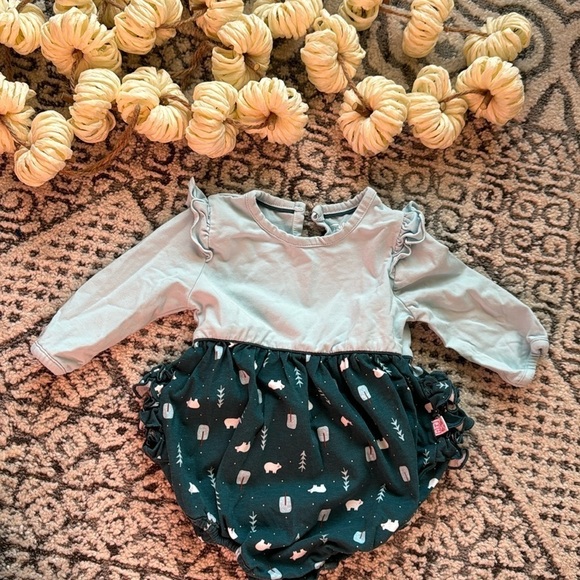 Ruffle Butts Other - Ruffle Butts outfit one piece with bears and trees size 3-6m